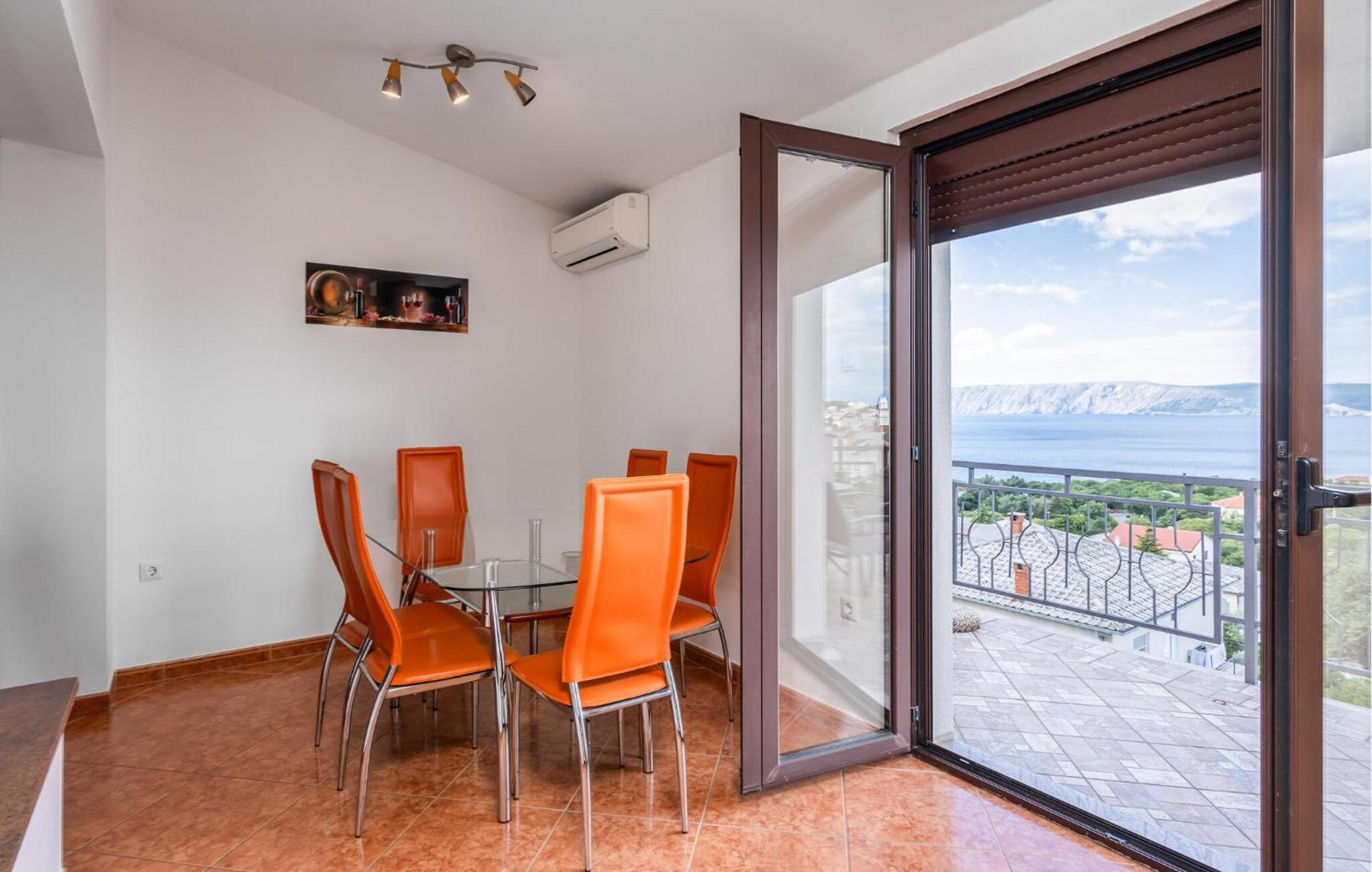 Cozy Apartment In Novi Vinodolski With Kitchen Exterior foto